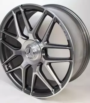 Mercedes E-Class AMG R20 (A21340130007X21, A21340131007X21)