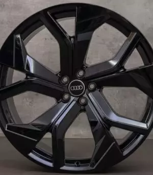 Audi RS Q8 R23 (4M8601025DA)