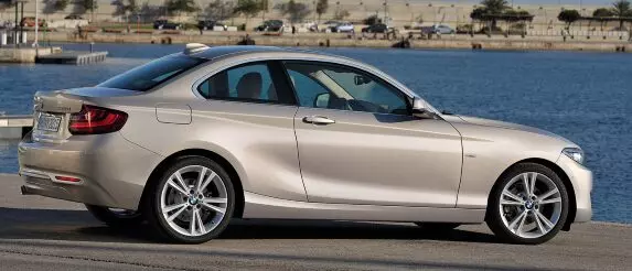 bmw-2-series-active-tourer-r17-36116855086-2 bmw-2-series-active-tourer-r17-36116855086-2
