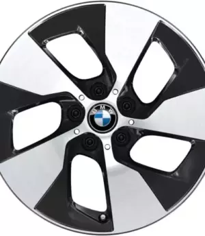 BMW 6 Series Gran Turismo R17 (36116868047)