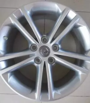 Opel Insignia R18 (13235011)