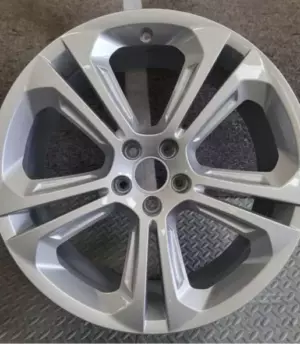 Audi Q5 R20 (8R0601025Q)