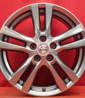 Nissan Elgrand E52 R18 (D03001JB2A) 1